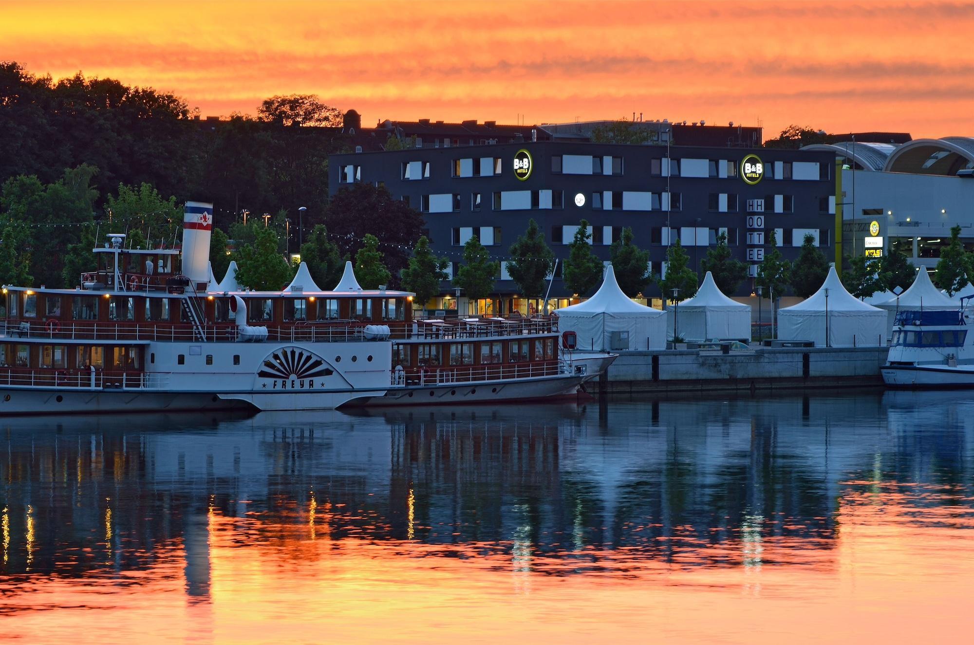 B&B Hotel Kiel-City Bagian luar foto